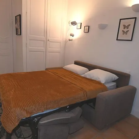 Les Halles Wi-fi Climatisation Netflix Coeur De Et Historique Apartment