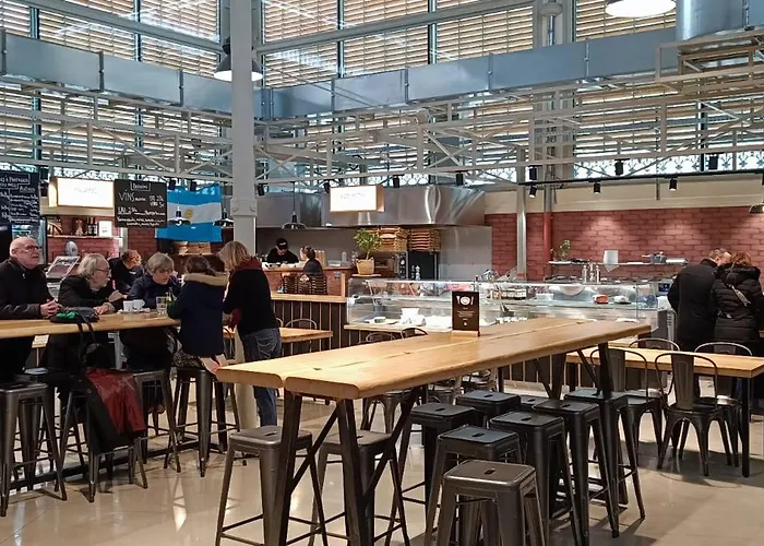 Les Halles Superbe 4 Personnes Wi-fi Climatisation Netflix Coeur De Et Historique *