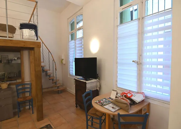 Les Halles Superbe 4 Personnes Wi-fi Climatisation Netflix Coeur De Et Historique Апартаменты *
